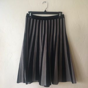 Trendy black and gray striped skirt